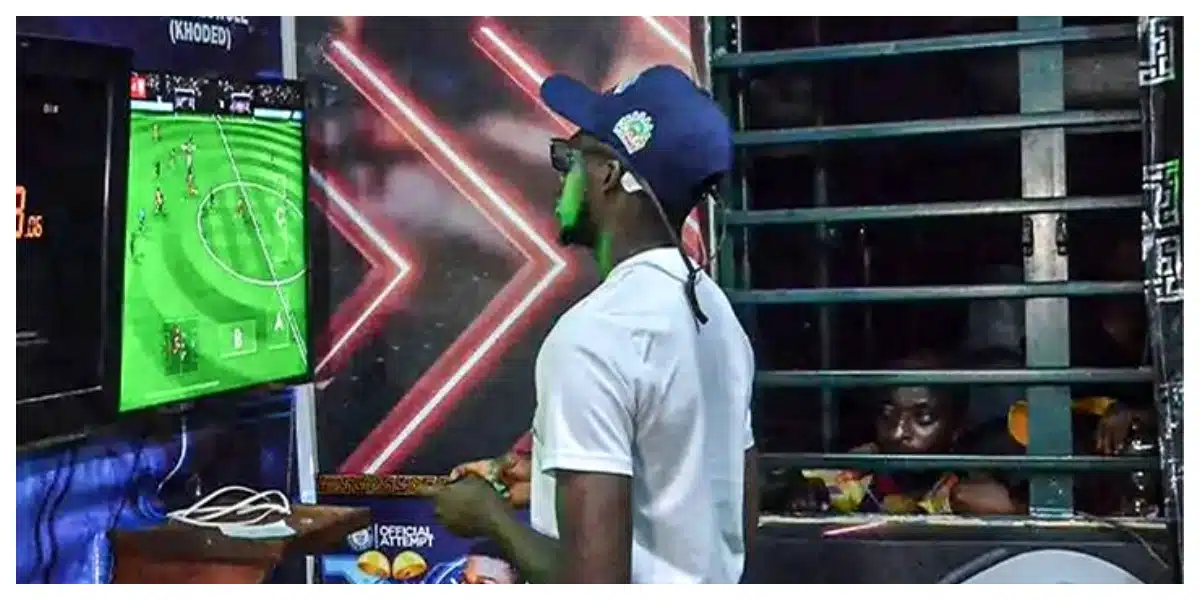 GWR: Oluwole sets new world record for 75 hours video game