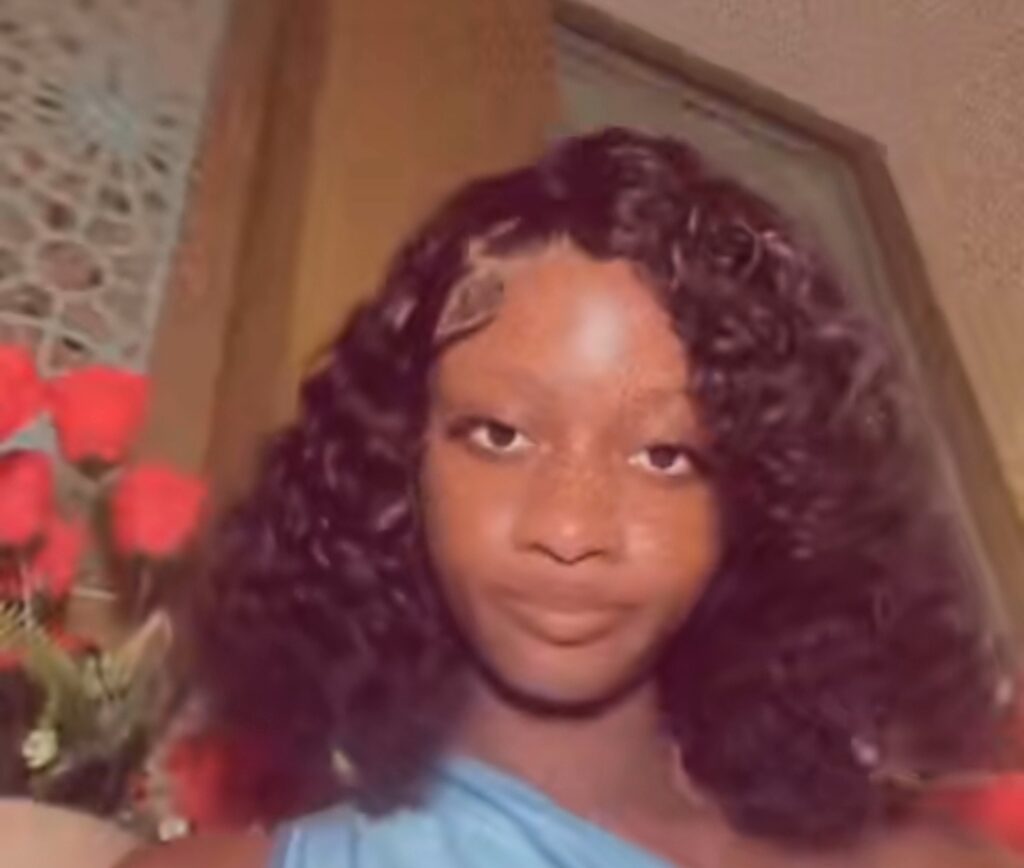 Lady passes away, comes back to life after breakup with boyfriend