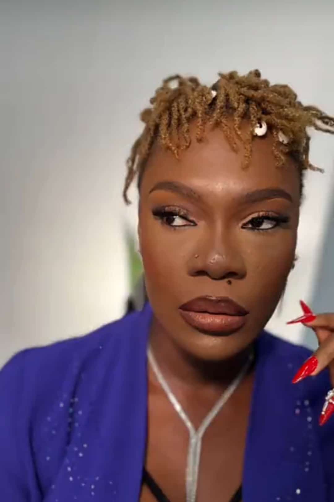 Youth corps member renovates dilapidated classroom due to sleepless night after first visit to PPA