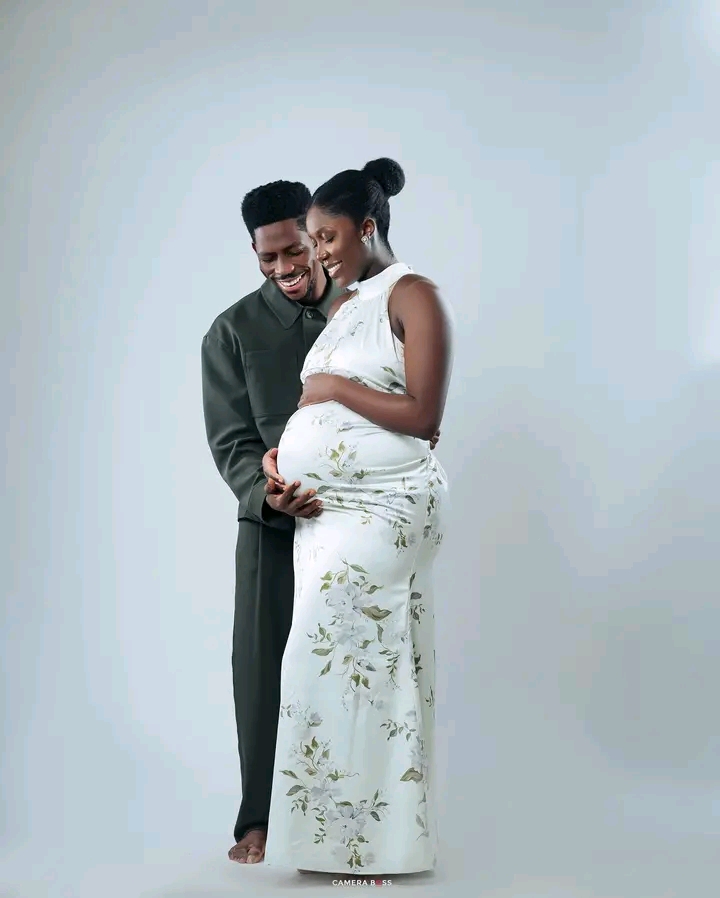 Moses Bliss, wife melt heart with baby bump photos following birth announcement Moses Bliss, wife melt heart with baby bump photos following birth announcement