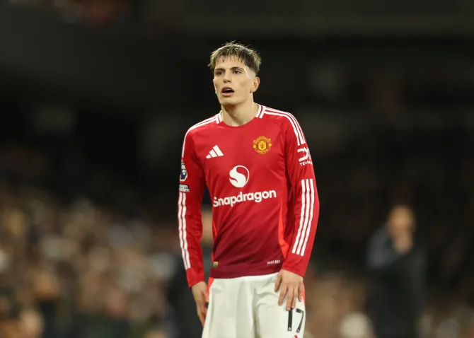 Tottenham eye Manchester United's Garnacho after Tel deal collapses