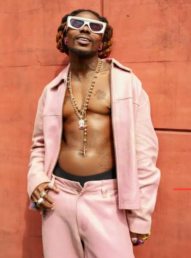 “Did she write his songs?” – Fans react as Asake’s baby mama shows off singing talent