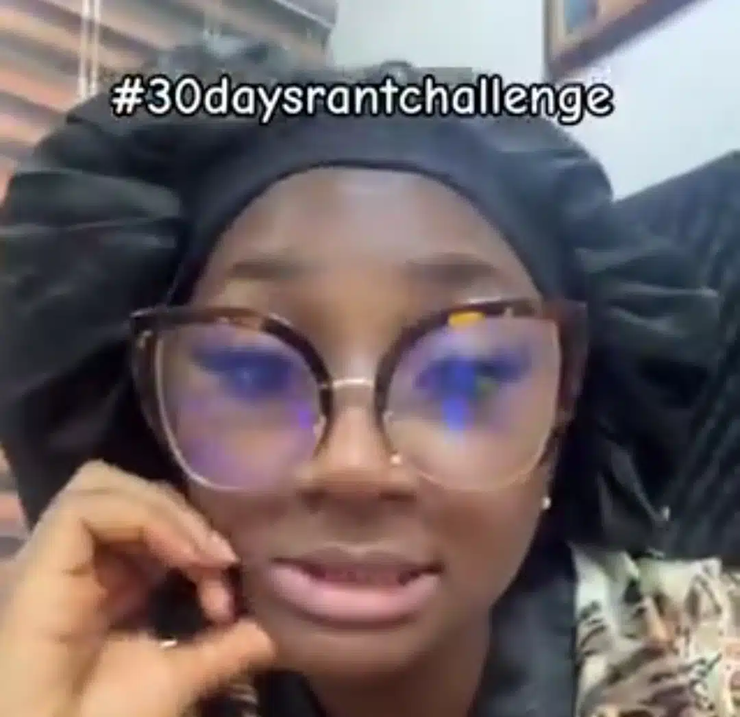 Lady calls out police after sister was stabbed, robbed while jogging