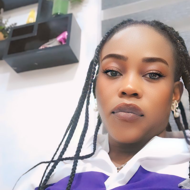 Lady narrates how her fiancé called off their wedding weeks before the big day