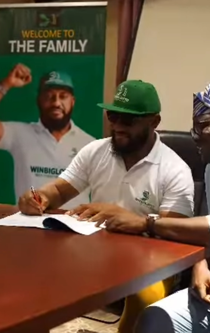 “My endorsement dey pain many people” 1 My endorsement dey pain many people” - Yul Edochie shades “enemies”