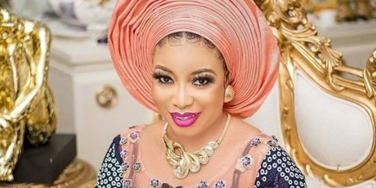 "My 2020 wedding pained them" - Lizzy Anjorin throws shade