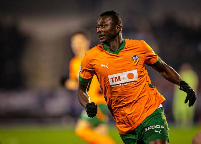 Valencia director praises Umar Sadiq for all-round impact