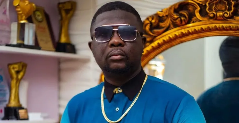 Mr Macaroni claps back at Seyi Law over ‘I Made You Popular’ comment Mr Macaroni claps back at Seyi Law over ‘I Made You Popular’ comment