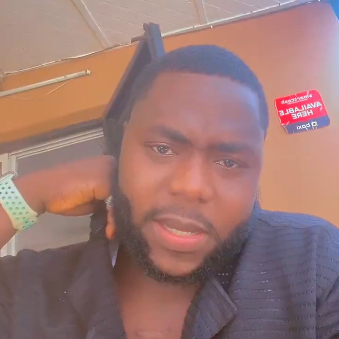 Man applauds police officer who gave ₦20k and helped fix car on Lagos-Ibadan expressway