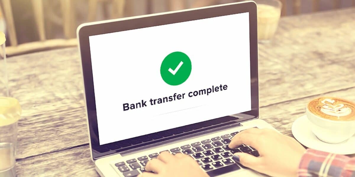 Lady cries out as recipient refuses to return N800k mistakenly sent to her