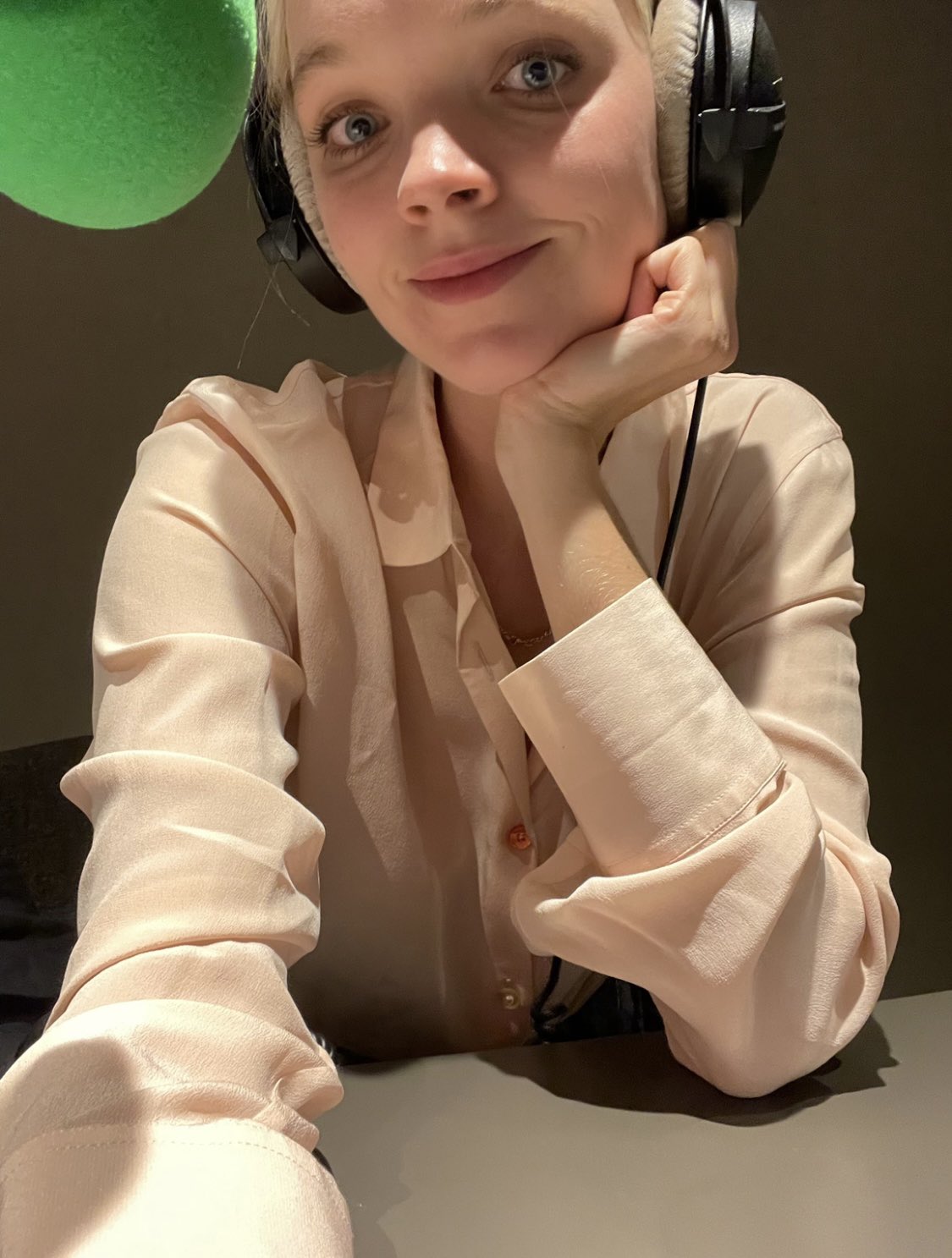 scarlett maguire biography