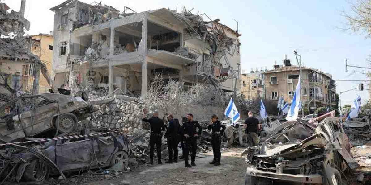 “3 top Iranian commanders killed in fresh strikes” - Israel