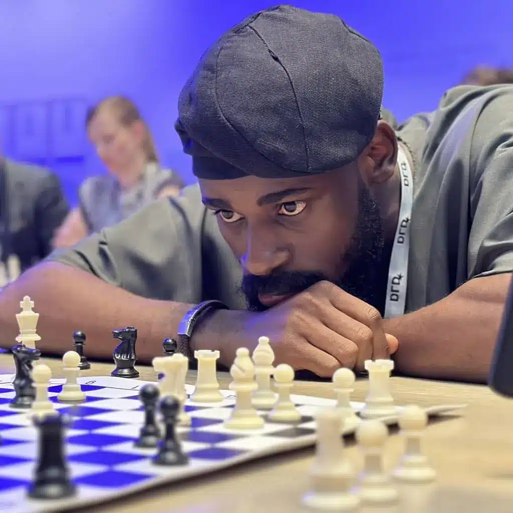 Tunde Onakoya reacts as fan suggests he gifts Portable a chessboard 2 Tunde Onakoya portable