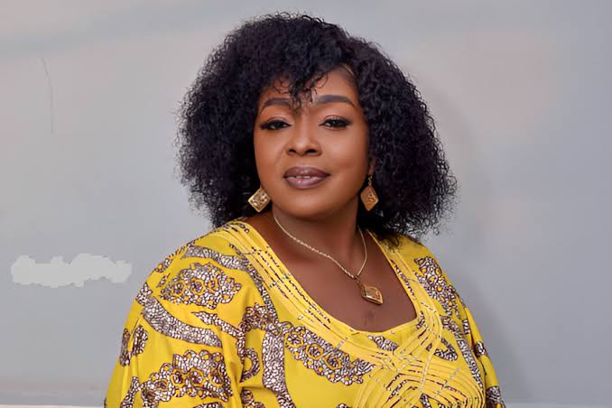 Linc Edochie's estranged wife, Yinka Theisen calls out Rita Edochie, vows to expose her