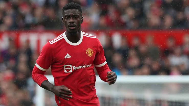 Tuanzebe sue's Man United over medical negligence after injury-plagued career