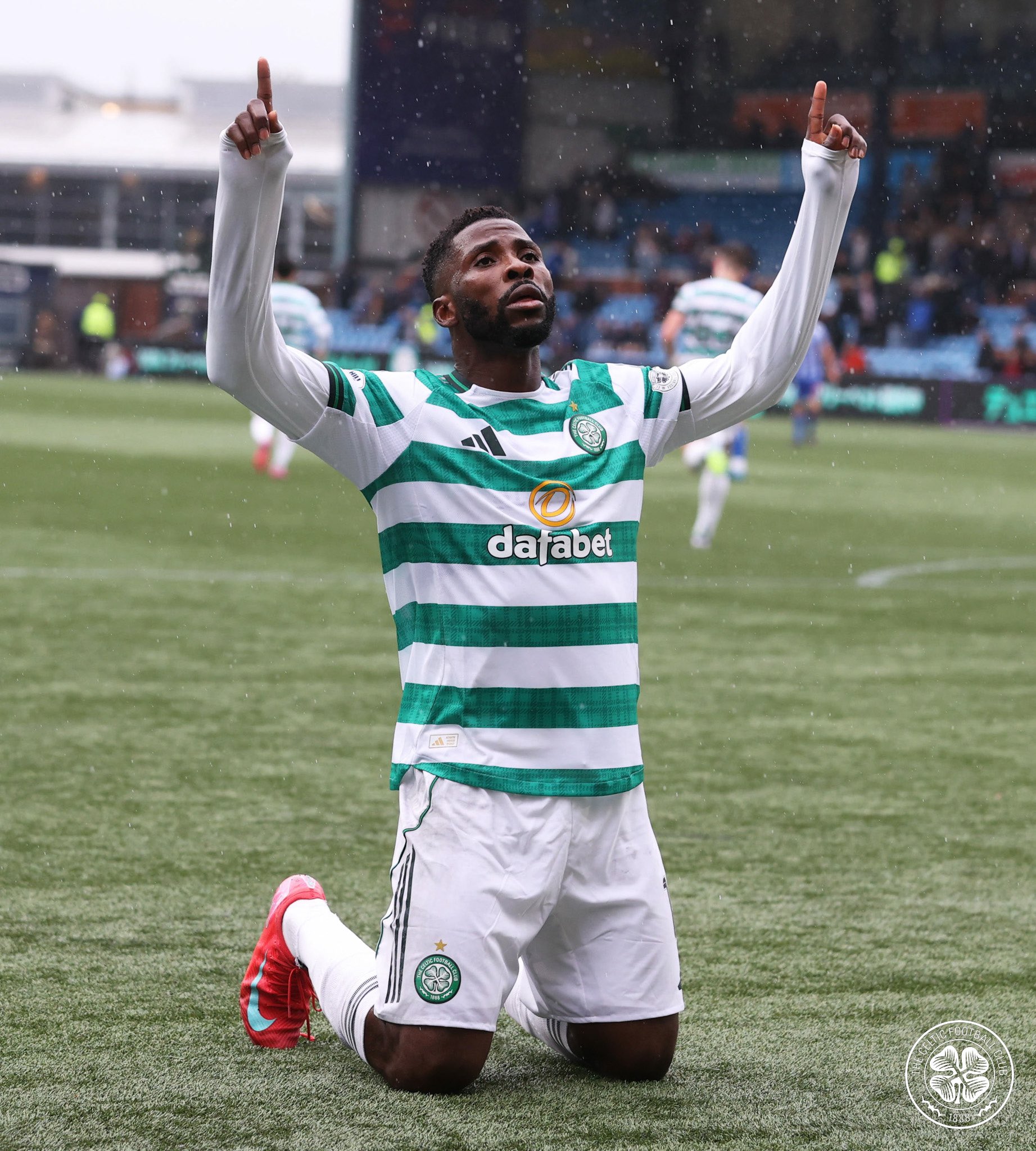Iheanacho scores late winner on Celtic debut