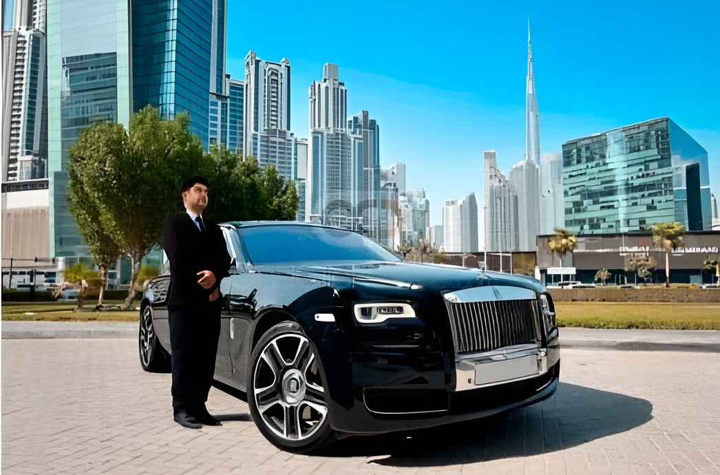 Experiencing Dubai In Luxury From Chauffeured Cars To Private Yatchs