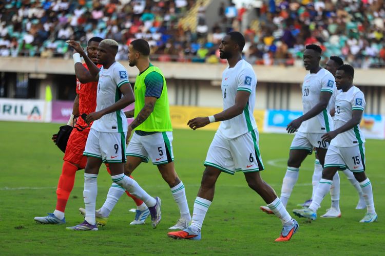 Osimhen hails Troost-Ekong’s leadership despite reduced playing time