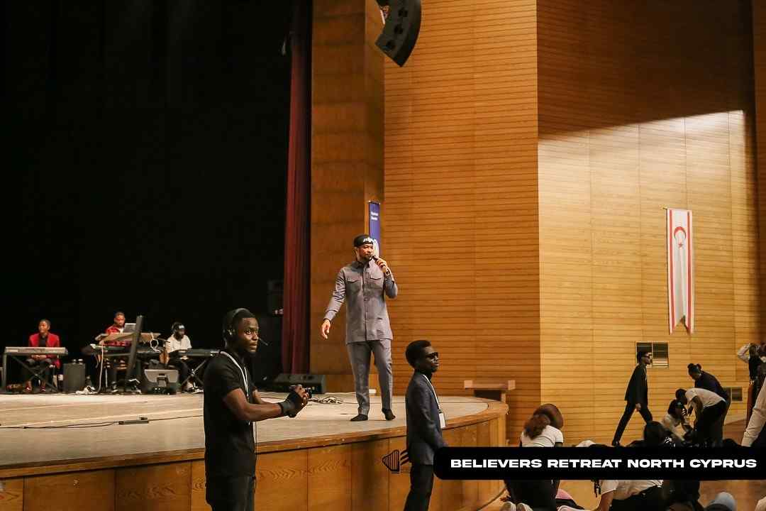 lawrence-oyor-biography