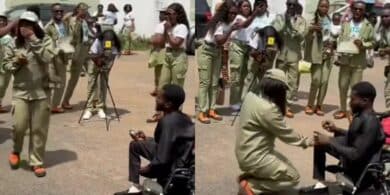 Adorable moment man proposed to his girlfriend who just completed her NYSC