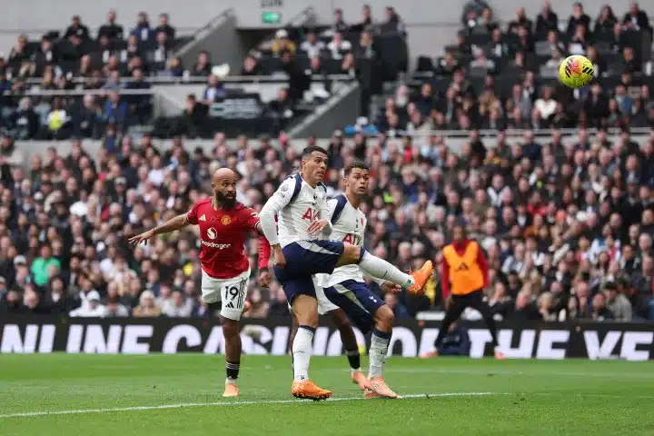 EPL: De Ligt snatches late equaliser for Man United after Spurs’ dramatic turnaround