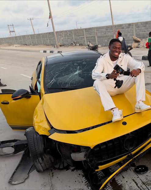 Shank Comics apologizes after crashing