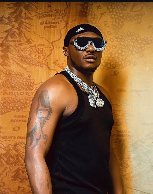 Terry G defends Burna Boy, says fans wouldn’t sleep if it were church service