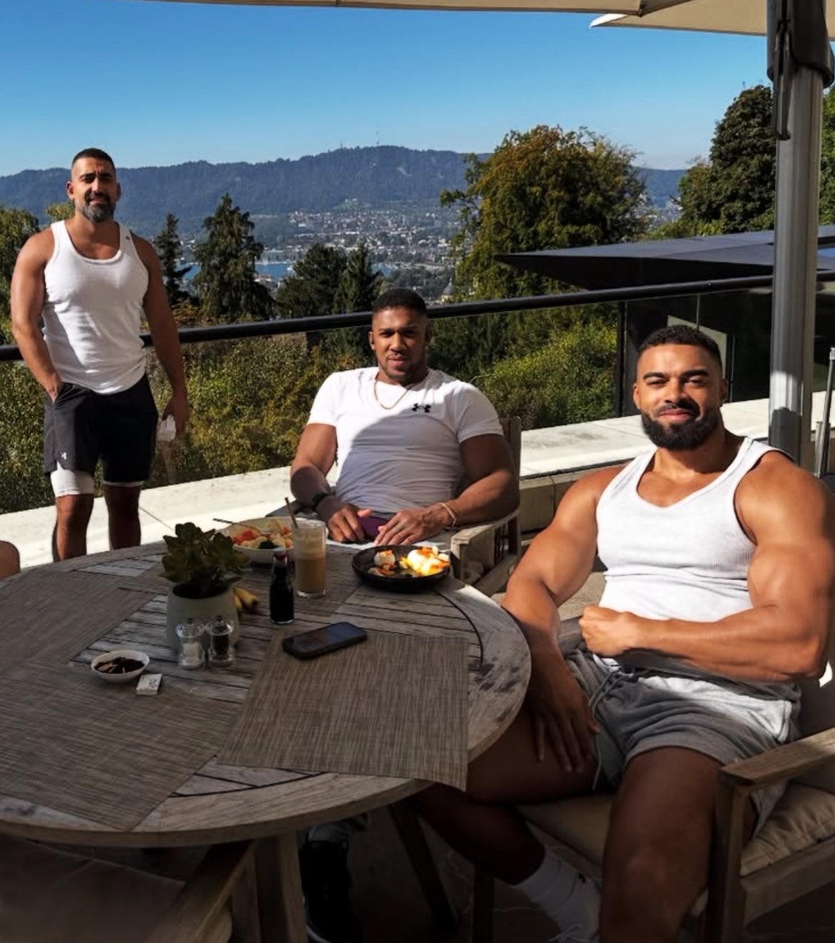 Anthony Joshua and Latz