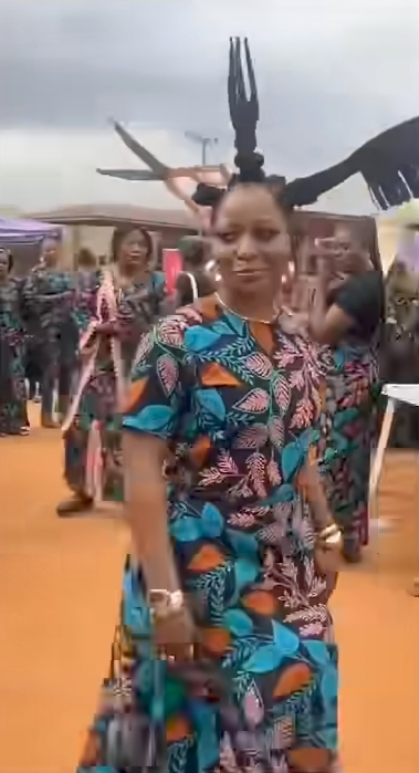 Hairdressers wow onlookers as they show off creative hairstyles at end-of-year celebrations 