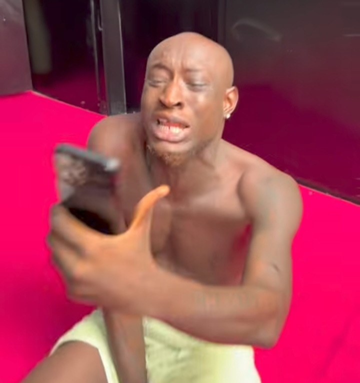 Carter Efe goes gaga as Davido fulfills pledge of N20M