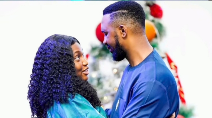 Touching moment Chris Okafor's wife hugs him following public apology to Doris Ogala, other ladies