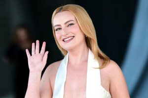 Amelia Dimoldenberg Biography: Early Life, Career, & Net Worth