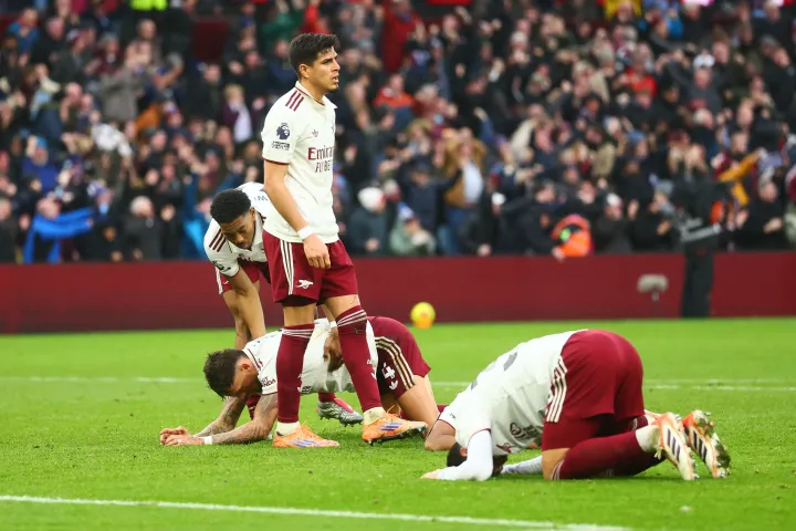 Aston Villa 2-1 Arsenal: Premier League title race blown wide open after Buendía’s 94th-minute winner