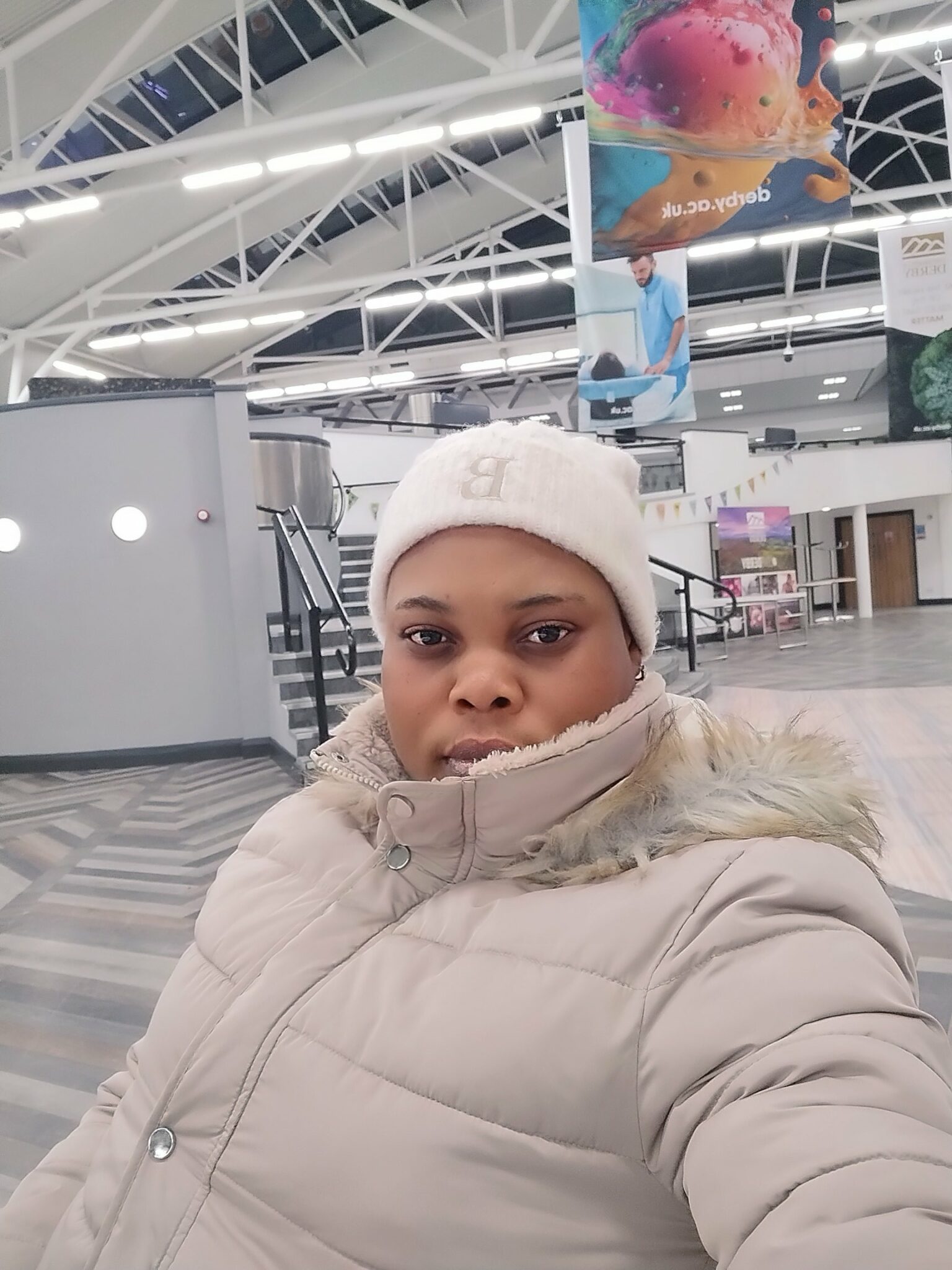 Lady who received N6M cash gift from Don Jazzy relocates to UK, thanks him 