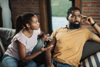 Man lures wife back from Australia, dumps her, takes her phone and papers, returns — Here's his reason