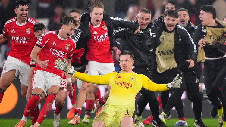 Goalkeeper Trubin’s last-gasp header sends Benfica into playoffs, joins Enyeama