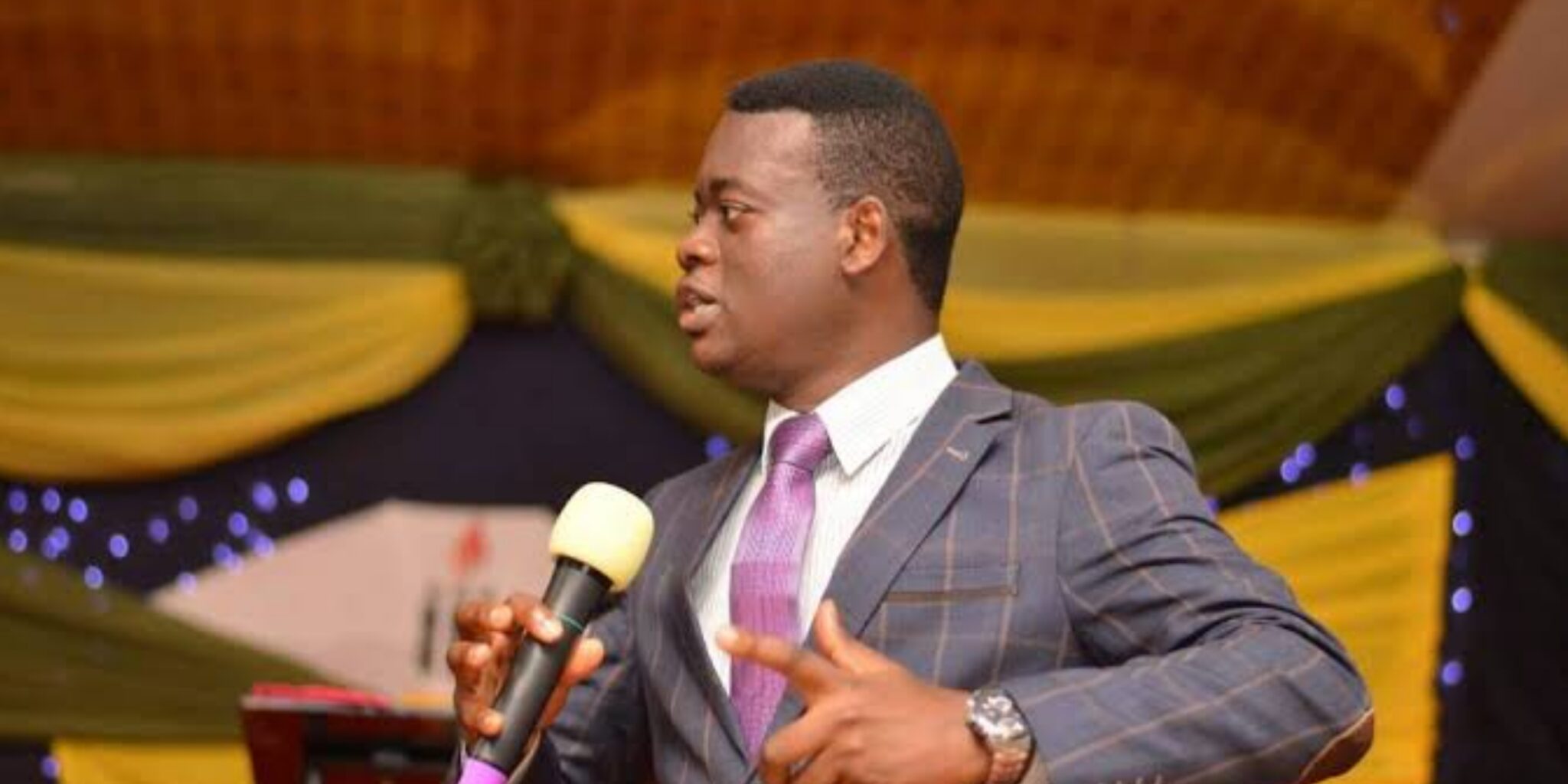 “If you are up to 21 years old and you never Spoke in tongues straight for 6 hours, Your life is a Joke.” – Apostle Arome Osayi