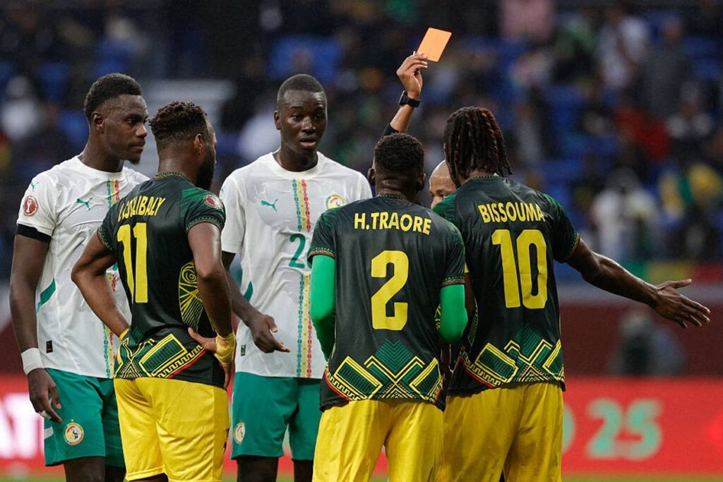 Senegal beat 10-man Mali to reach AFCON 2025 semifinals