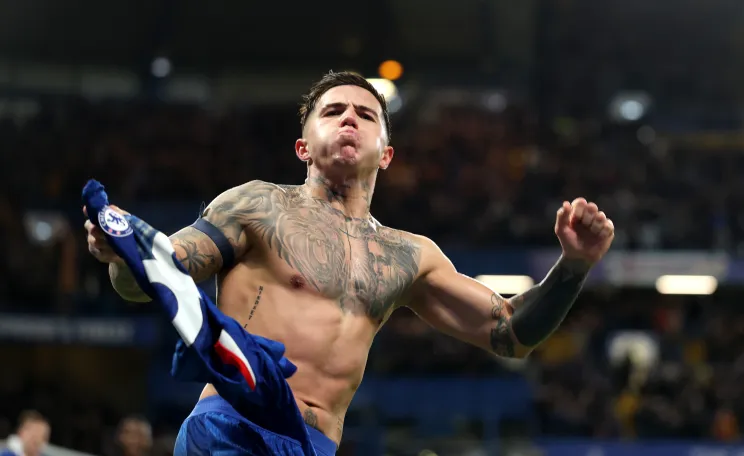 Fernandez nets late winner as Chelsea stun West Ham