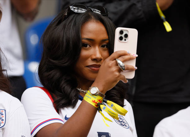 tolami-benson-biography