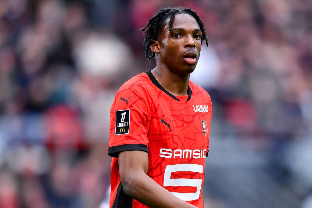 Liverpool completes £60m Jacquet deal, player to join summer