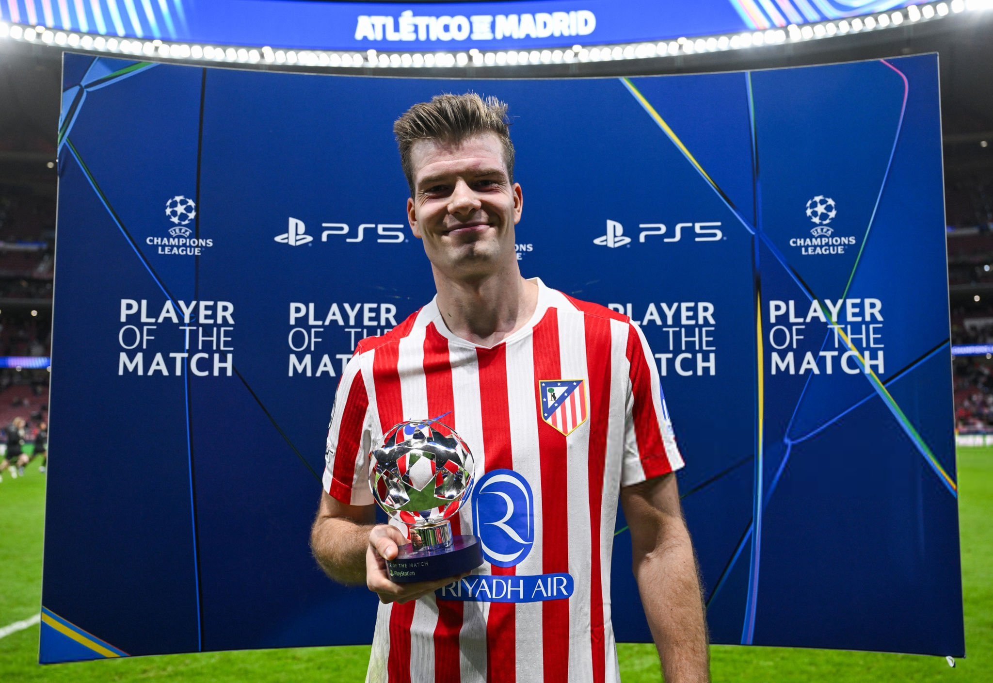 UCL: Substitute Lookman bags assist as Sørloth hat-trick seals Atletico last-16 spot