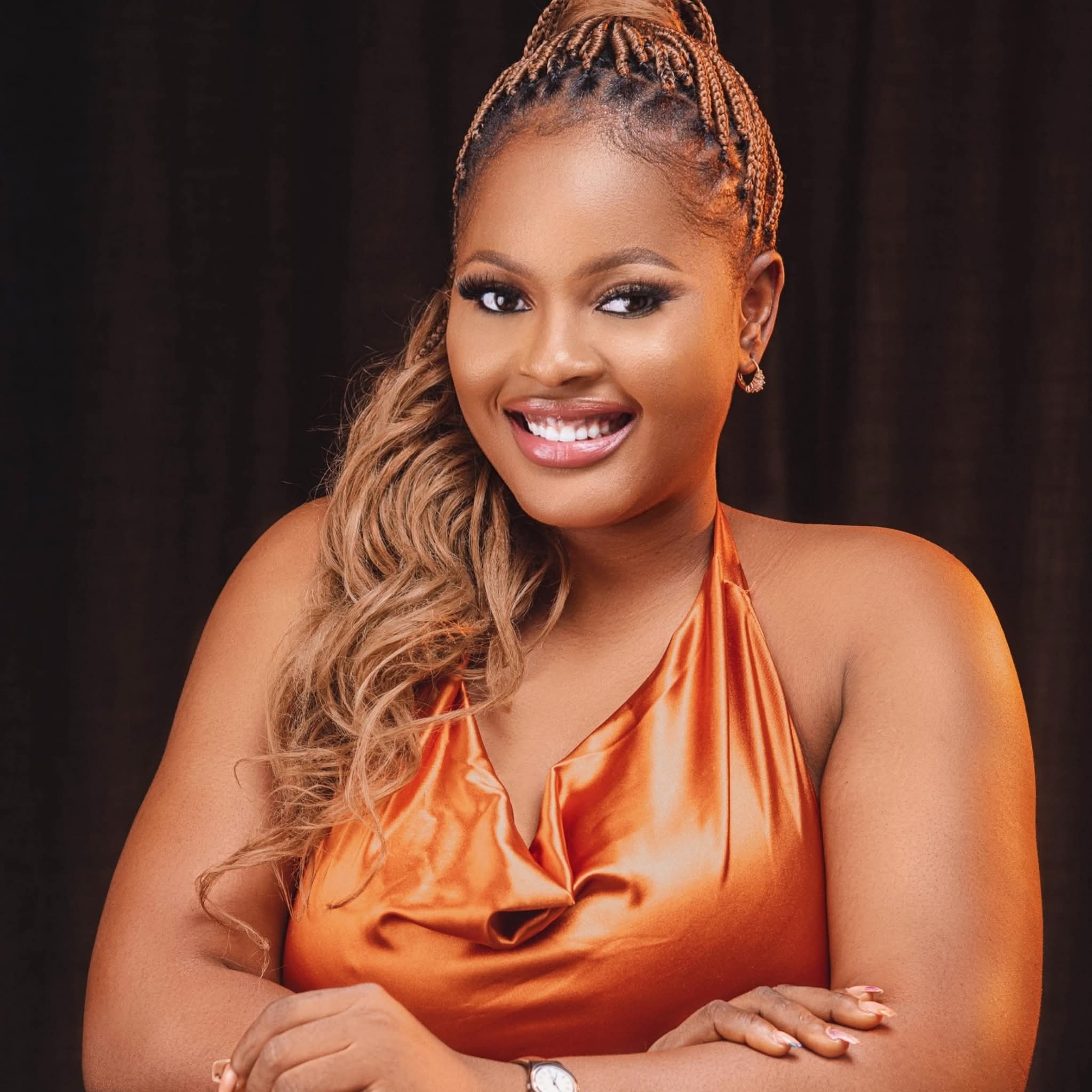 Young bride-to-be passes away mysteriously one day after making post to mourn her late friend