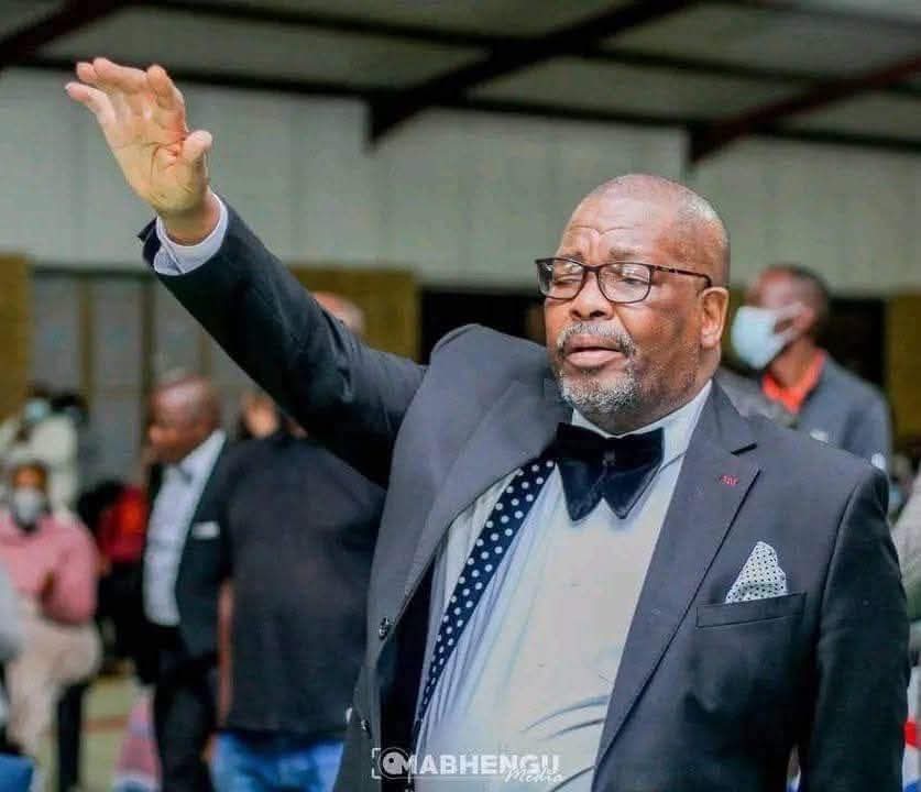 dr-sd-gumbi-biography