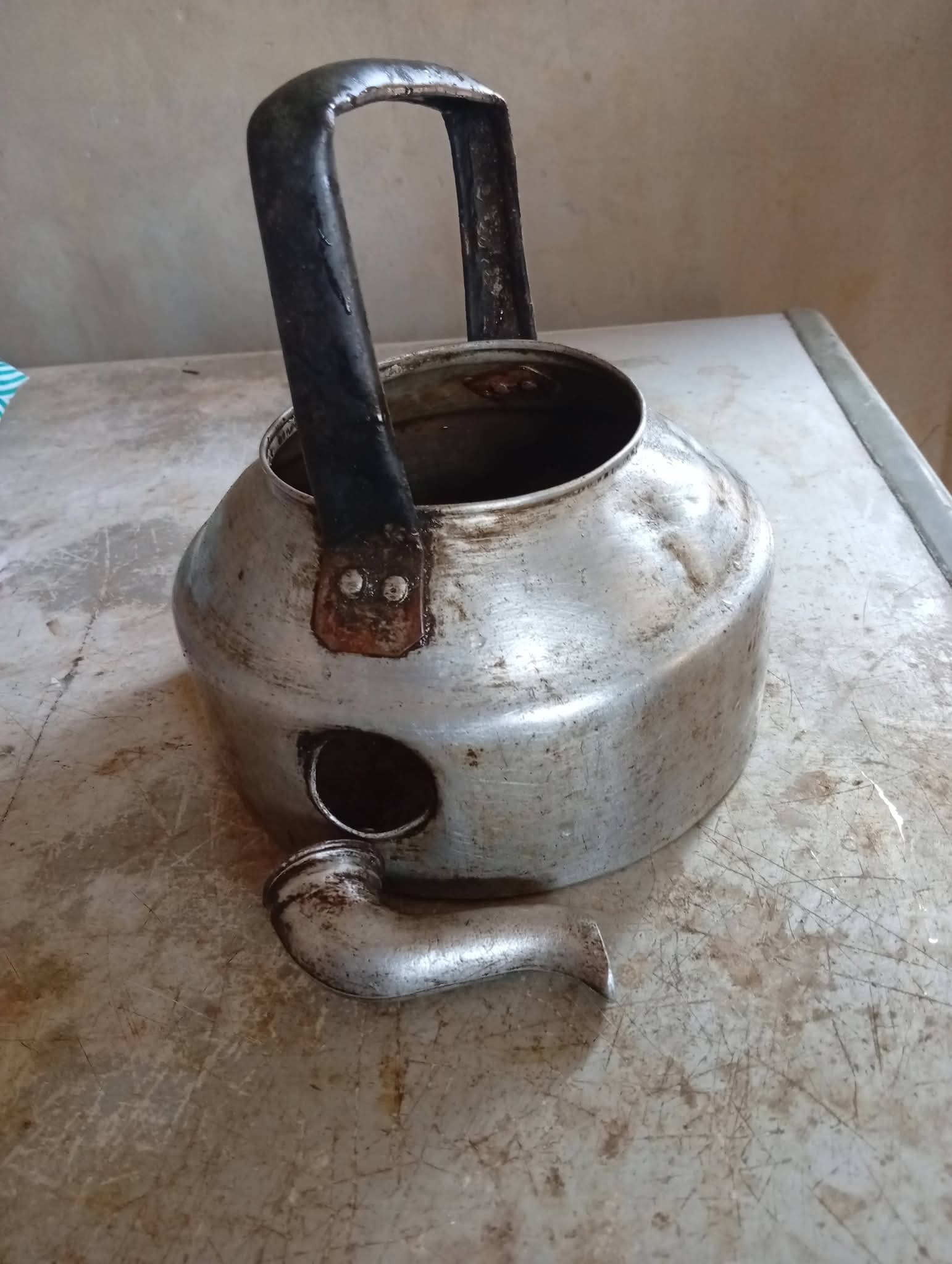 Woman Gets Emotional Over Kettle Used for 24 Years