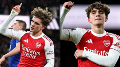 Wayne Rooney showers praises on Dowman after historic Arsenal goal