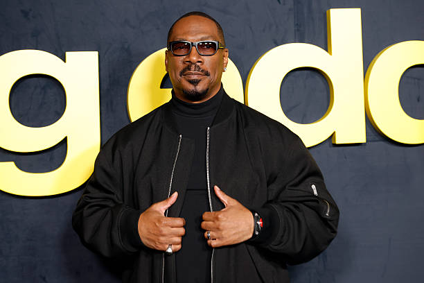 actor-eddie-murphy-biography-early-life-career-movies-awards-family-net-worth