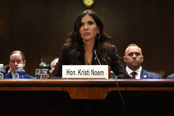 who-is-kristi-noem