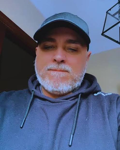 john-j-irwin-singer-biography