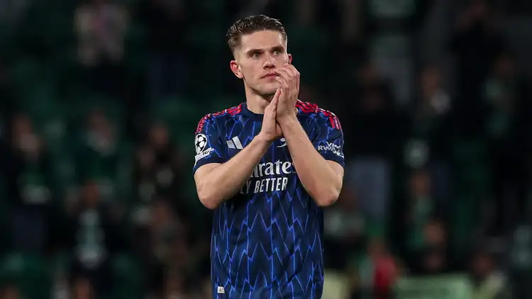 UCL: Gyokeres told he was 'barely visible' during Sporting vs Arsenal clashViktor Gyokeres endured a frustrating return to Lisbon as Arsenal squeezed out a 1-0 win over Sporting CP in their Champions League quarter-final first leg, with the striker coming under heavy criticism from the Portuguese media.

The Swedish forward, who previously starred for Sporting, was largely ineffective throughout the encounter at the Estadio Jose Alvalade. Despite a strong reception from home supporters, his performance failed to match expectations.

Local outlet A Bola summed up his performance bluntly, stating: “The striker celebrates with a mask, [but] seemed masked: he was barely visible.” 

Other publications echoed similar sentiments, with O Jogo noting that Sporting “stifled” their former talisman, while Público described him as “largely absent from the game.”

Gyokeres, who scored 97 goals in 102 appearances during his time in Portugal, managed just 17 touches and struggled to impose himself against a defence that appeared well-drilled in neutralising his strengths.

Numbers speak to a difficult outing

Statistically, his performance showed lack of impact. His only notable involvement came in the build-up to a disallowed goal for Martin Zubimendi, where he was flagged offside.

A late effort on goal, comfortably handled by Rui Silva, summed up an underwhelming night for the forward, who was unable to replicate his usual clinical edge that led Arsenal to invest heavily in his signing.

Substitutes changed the game 

With Gyokeres struggling to influence play, Arsenal manager Mikel Arteta turned to his bench for inspiration. The introduction of Gabriel Martinelli and Kai Havertz proved decisive.

Havertz eventually delivered the breakthrough with a stoppage-time winner, sealing a narrow advantage for the Premier League side ahead of the second leg in London.